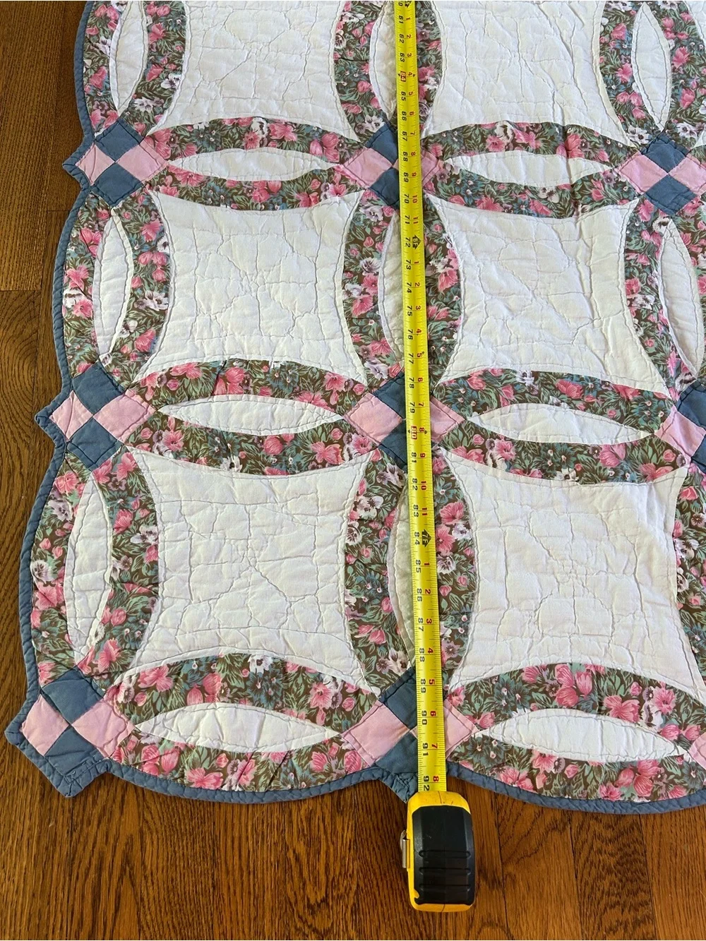 Vintage Double Wedding Ring Quilt 92x84 Handmade Patchwork Quilt